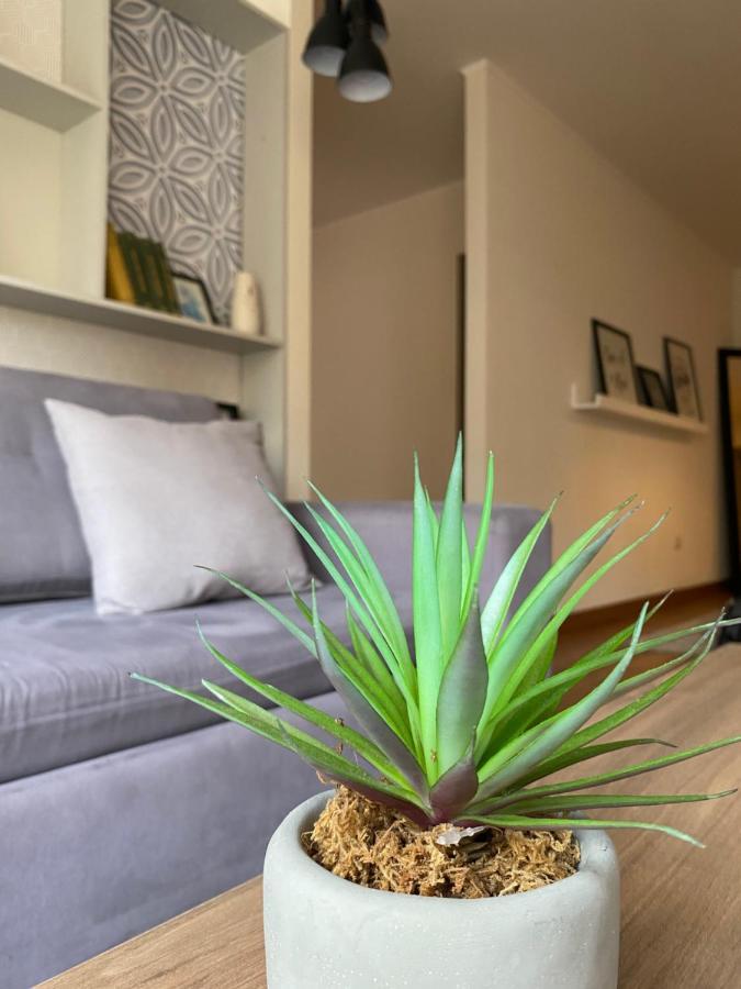 Hermoso Apartamento Con Piscina Miraflores- Canvas Лима Экстерьер фото
